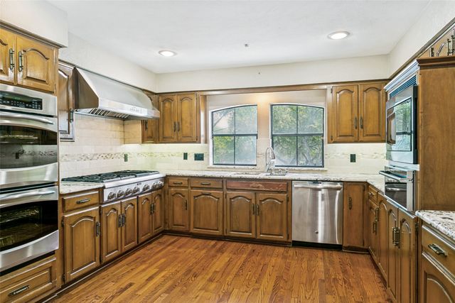 3617 Hidalgo Street, Irving, TX 75062