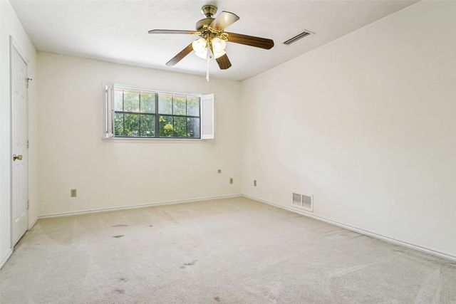 3617 Hidalgo Street, Irving, TX 75062