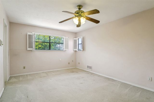 3617 Hidalgo Street, Irving, TX 75062