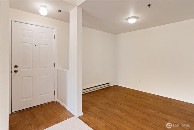 975 Aberdeen Avenue NE #B304, Renton, WA 98056