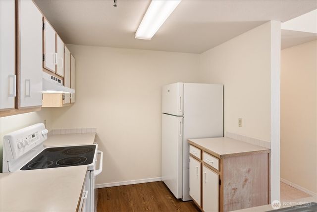 975 Aberdeen Avenue NE #B304, Renton, WA 98056