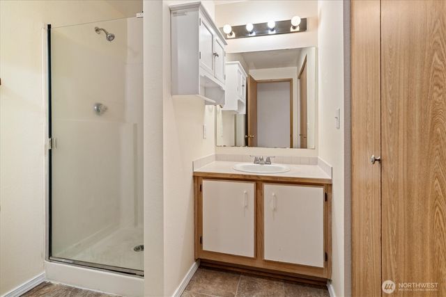 975 Aberdeen Avenue NE #B304, Renton, WA 98056