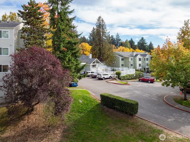 975 Aberdeen Avenue NE #B304, Renton, WA 98056