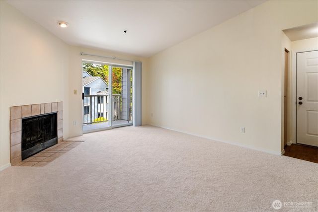 975 Aberdeen Avenue NE #B304, Renton, WA 98056