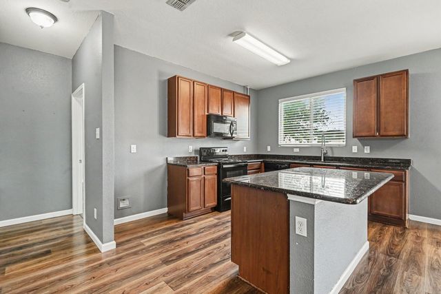 3149 Caribou Falls Court, Fort Worth, TX 76108