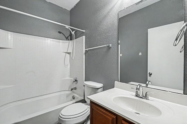 3149 Caribou Falls Court, Fort Worth, TX 76108