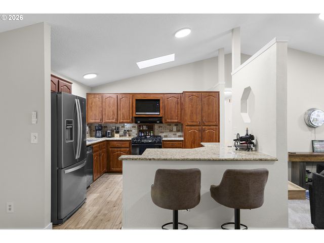 1472 Sw 14TH St, Gresham, OR 97080