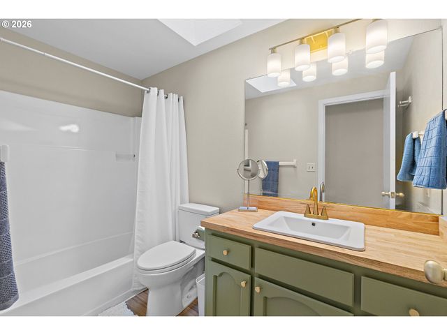 1472 Sw 14TH St, Gresham, OR 97080