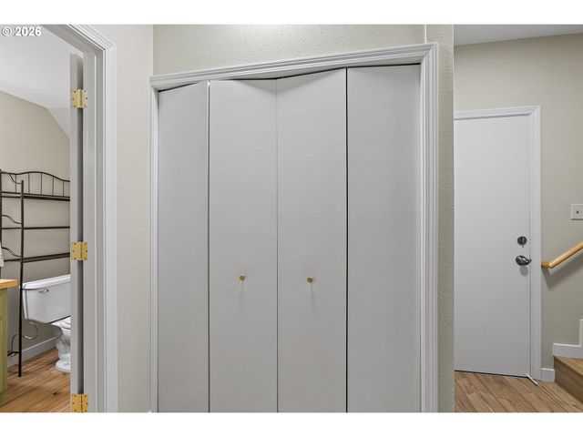 1472 Sw 14TH St, Gresham, OR 97080