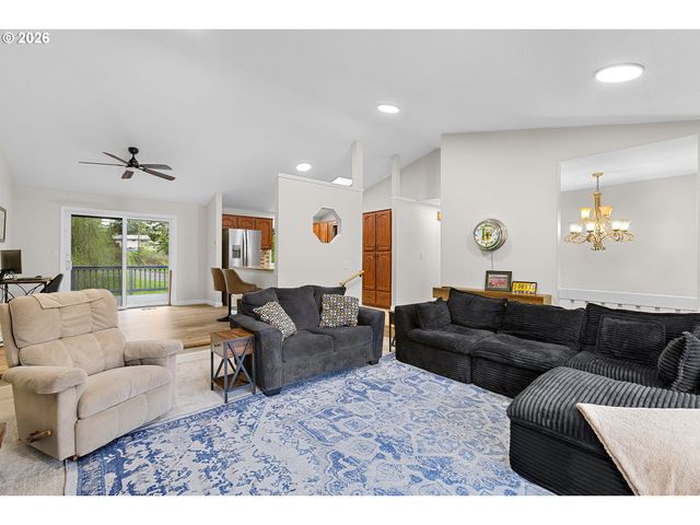 1472 Sw 14TH St, Gresham, OR 97080