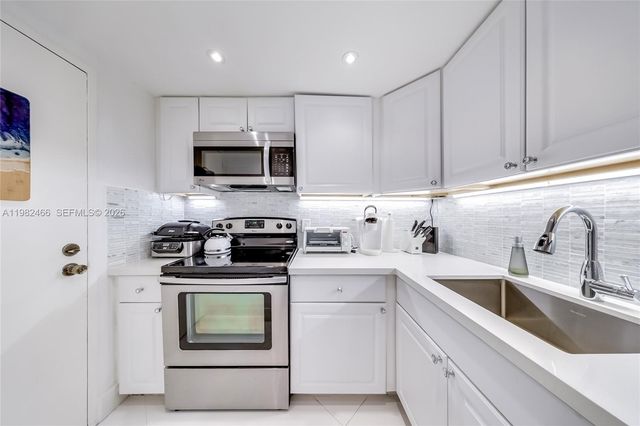 800 West Ave 605, Miami Beach, FL 33139