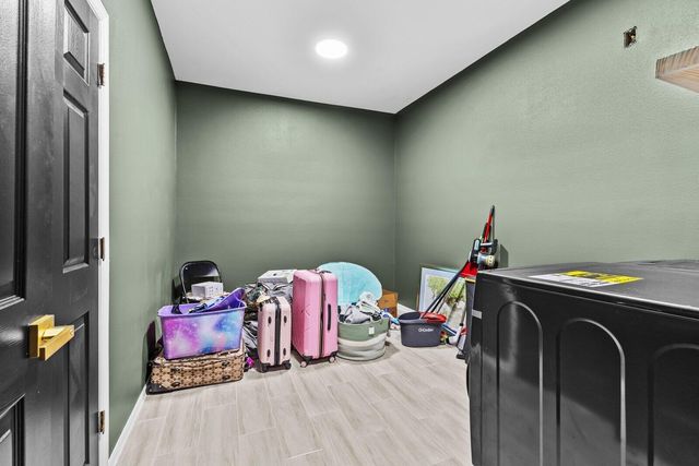 6909 NW Kowal Court, Port St Lucie, FL 34986