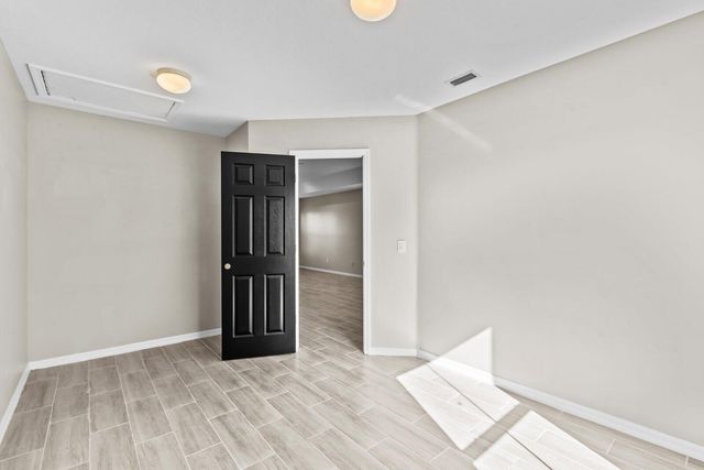 6909 NW Kowal Court, Port St Lucie, FL 34986