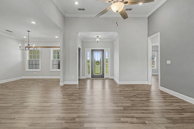 1242 Norton Rd, Manchester, TN 37355