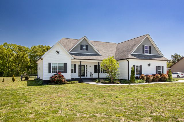 1242 Norton Rd, Manchester, TN 37355