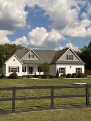1242 Norton Rd, Manchester, TN 37355