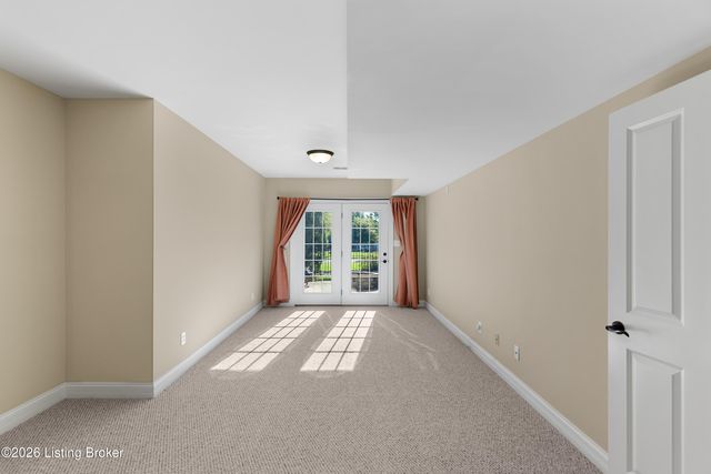 14704 Forbes Cir, Louisville, KY 40245