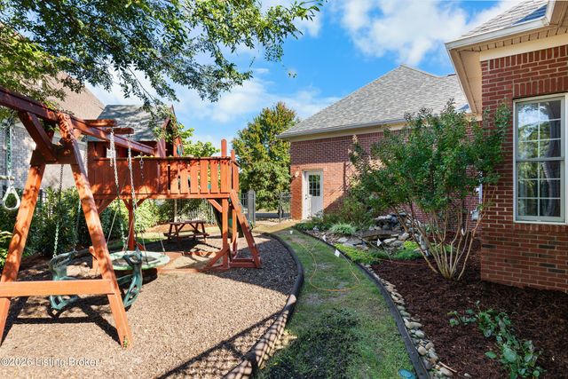 14704 Forbes Cir, Louisville, KY 40245
