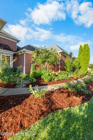 14704 Forbes Cir, Louisville, KY 40245