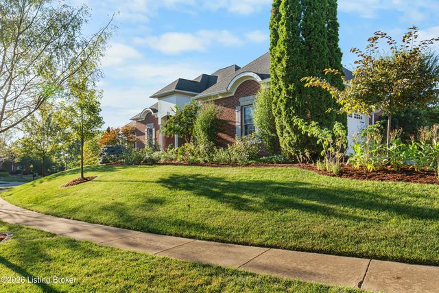 14704 Forbes Cir, Louisville, KY 40245