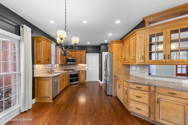 14704 Forbes Cir, Louisville, KY 40245