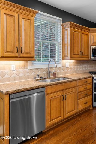 14704 Forbes Cir, Louisville, KY 40245