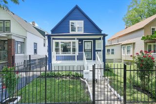 8546 S Lowe Avenue, Chicago, IL 60620