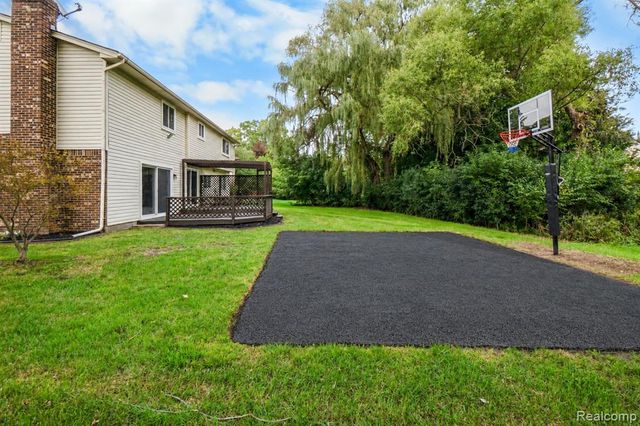 35181 Valley Forge Drive, Farmington Hills, MI 48331