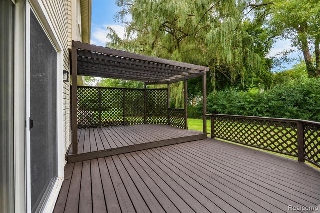 35181 Valley Forge Drive, Farmington Hills, MI 48331