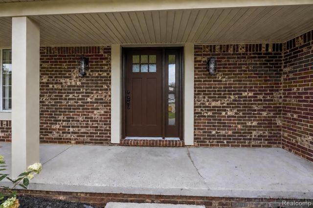35181 Valley Forge Drive, Farmington Hills, MI 48331