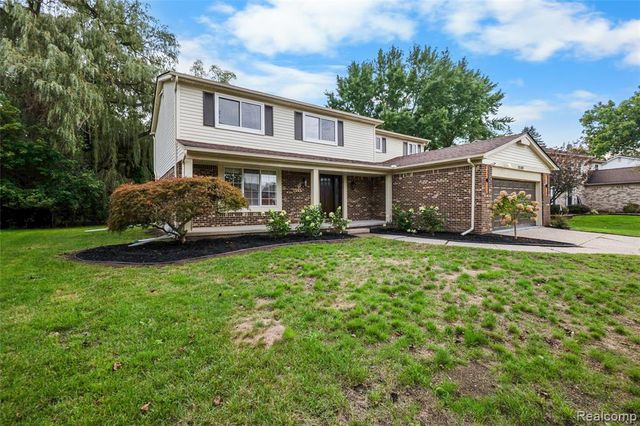 35181 Valley Forge Drive, Farmington Hills, MI 48331