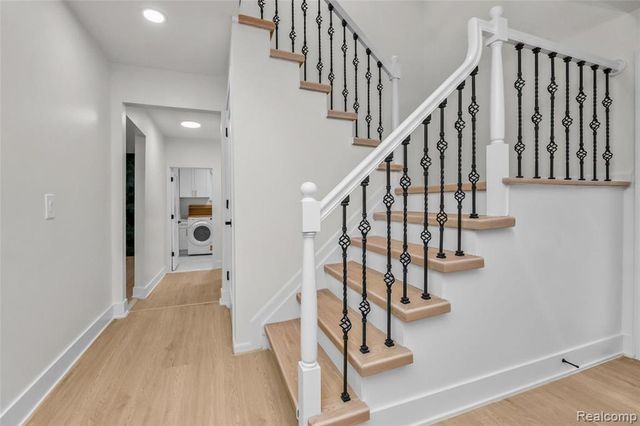 35181 Valley Forge Drive, Farmington Hills, MI 48331