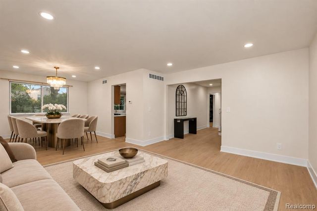 35181 Valley Forge Drive, Farmington Hills, MI 48331