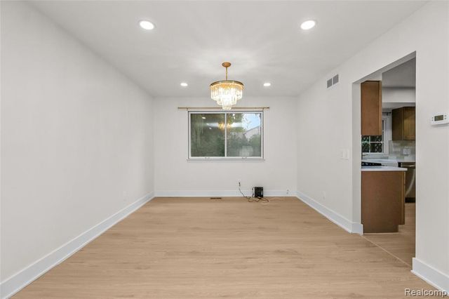 35181 Valley Forge Drive, Farmington Hills, MI 48331