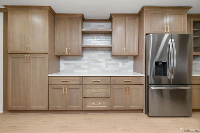 35181 Valley Forge Drive, Farmington Hills, MI 48331