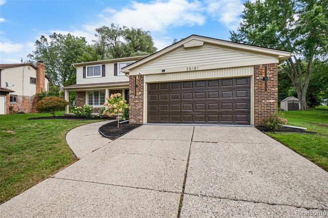 35181 Valley Forge Drive, Farmington Hills, MI 48331