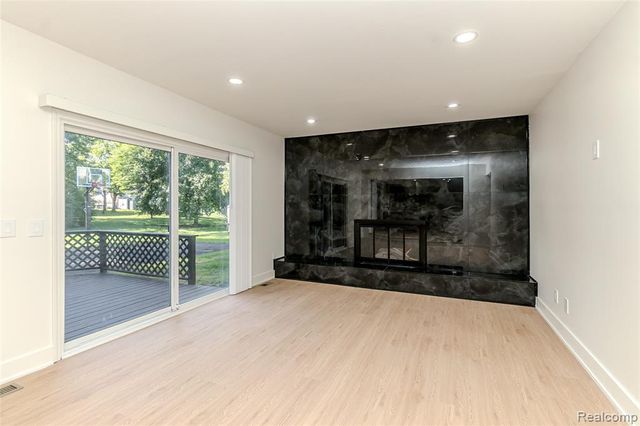 35181 Valley Forge Drive, Farmington Hills, MI 48331