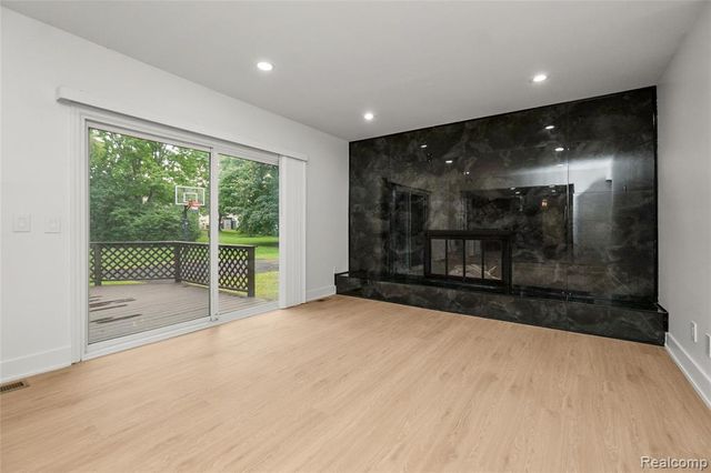 35181 Valley Forge Drive, Farmington Hills, MI 48331