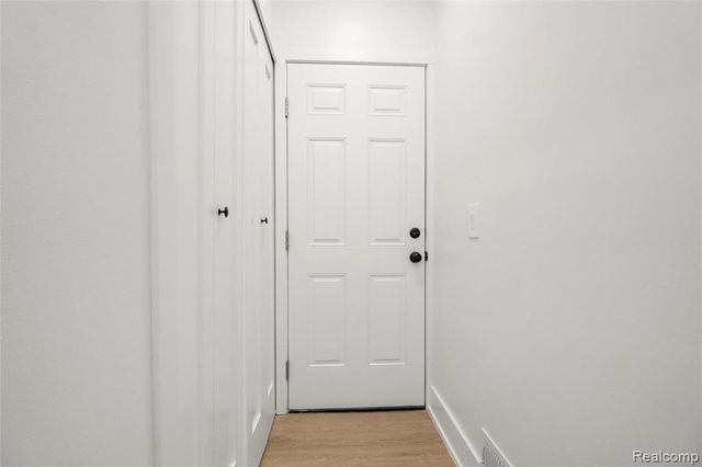 35181 Valley Forge Drive, Farmington Hills, MI 48331