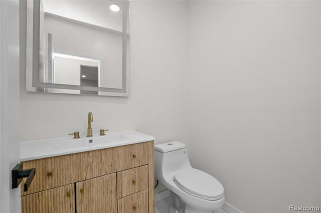 35181 Valley Forge Drive, Farmington Hills, MI 48331