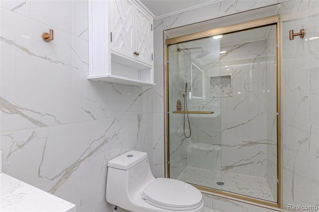 35181 Valley Forge Drive, Farmington Hills, MI 48331