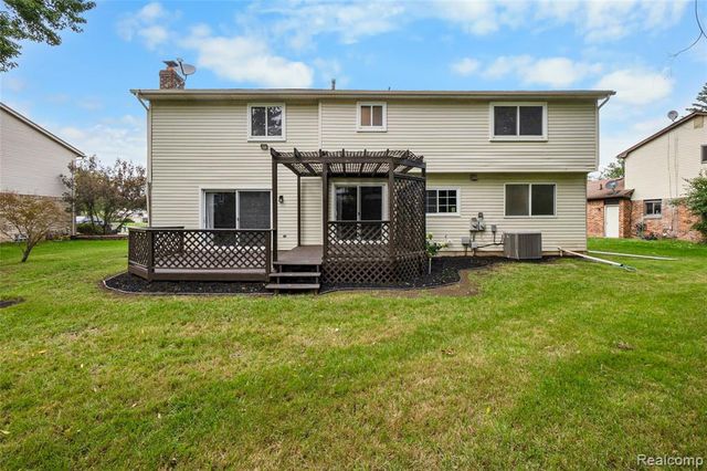35181 Valley Forge Drive, Farmington Hills, MI 48331
