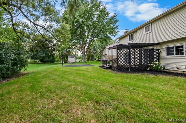 35181 Valley Forge Drive, Farmington Hills, MI 48331