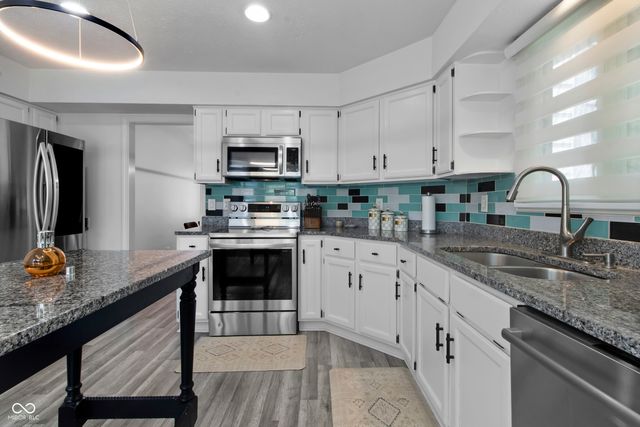 8951 Pennwood Court, Indianapolis, IN 46240