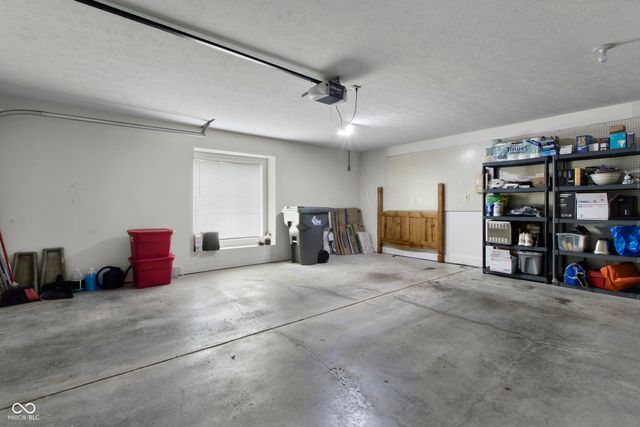 8951 Pennwood Court, Indianapolis, IN 46240