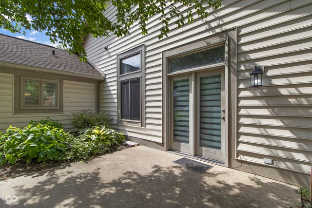 8951 Pennwood Court, Indianapolis, IN 46240