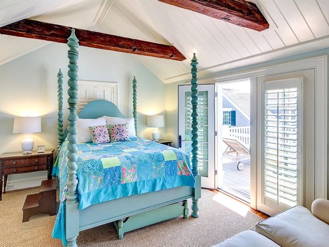 1 Field Club Dr, Edgartown, MA 02539