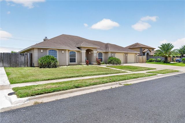 7326 Aborigine St, Corpus Christi, TX 78414