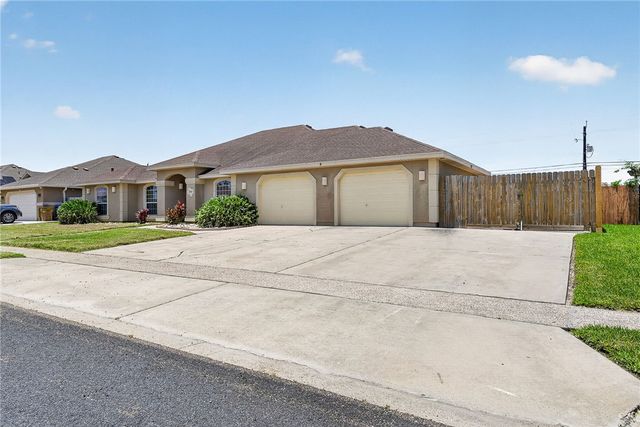 7326 Aborigine St, Corpus Christi, TX 78414