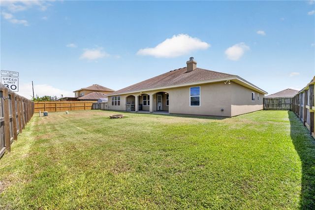7326 Aborigine St, Corpus Christi, TX 78414